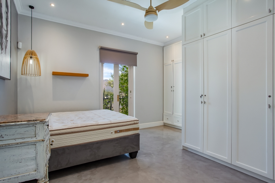 To Let 4 Bedroom Property for Rent in Franschhoek Western Cape